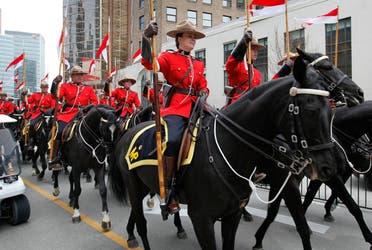 شرطة الخيالة الملكية الكندية (أرشبفية)