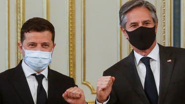 US Secretary of State Antony Blinken and Ukrainian President Volodymyr Zelenskiy pose for a picture during a meeting in Kiev, Ukraine, on May 6, 2021. (Reuters)