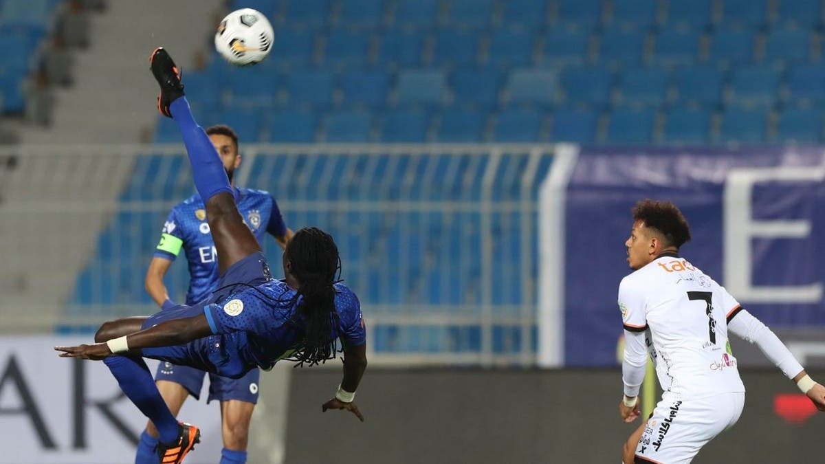 الشباب والهلال.. قمة حسم