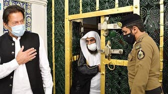 رئيس وزراء باكستان يزور المسجد النبوي