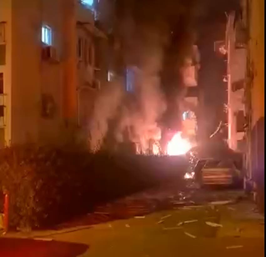حريق بيتح تكفا جنوب تل أبيب