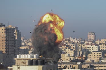 قصف إسرائيلي على غزة (فرانس برس)