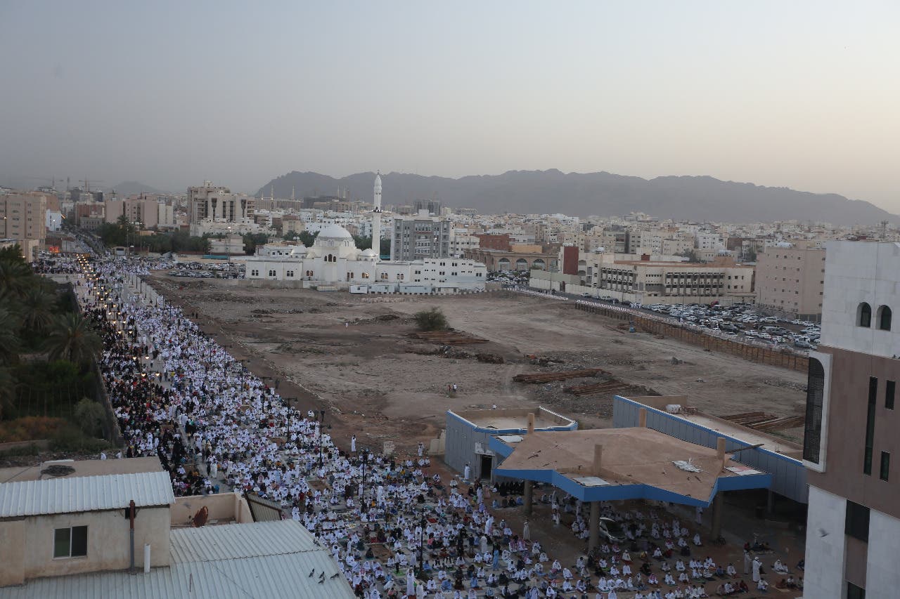 جادة قباء التي امتدت على الطريق