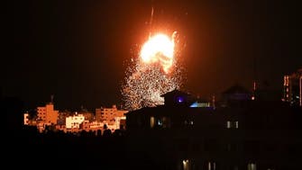 غارات إسرائيلية على غزة بعد إطلاق بالونات حارقة