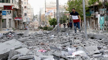 آثار الدمار بعد الصقف الإسرائيلي على غزة