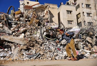 عمارة في  غزة دمرها قصف إسرائيلي