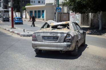 سيارة مدمرة جراء القصف الإسرائيلي على غزة