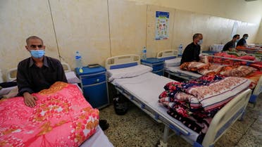 مصابون بفيروس كورونا في مصر (رويترز)
