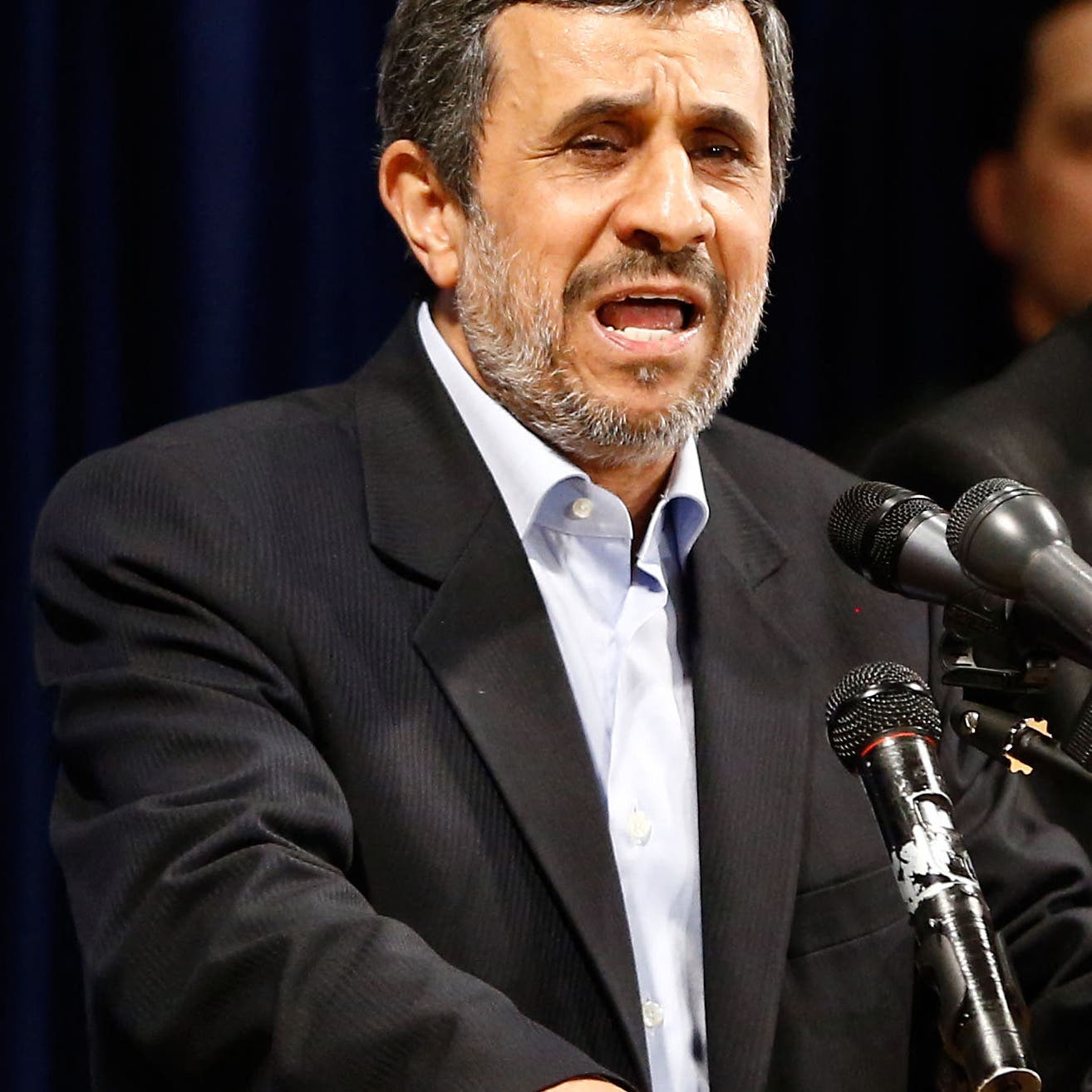أحمدي نجاد: من حق الإيرانيين تغيير حتى منصب المرشد