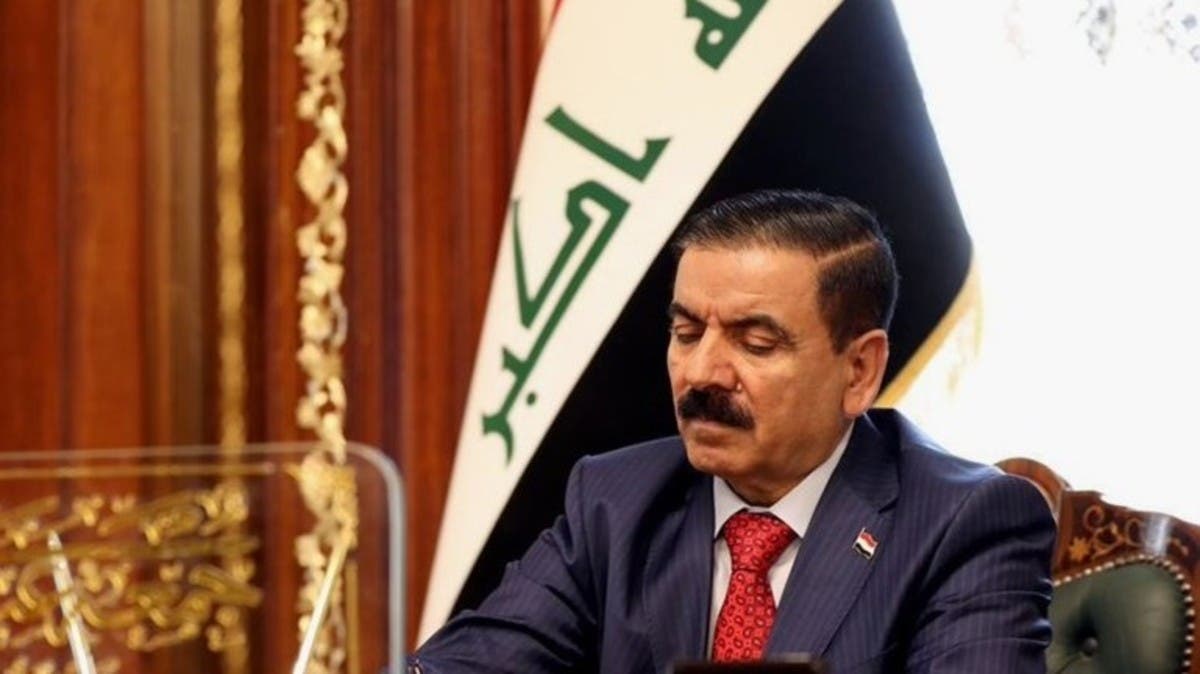 العراق.. وزير الدفاع يزور نينوى ويجتمع بقيادات أمنية