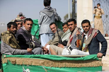 من الحوثيين (رويترز)