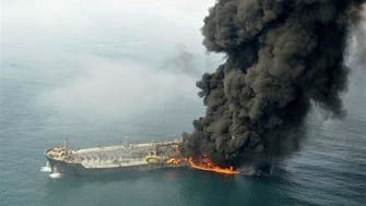 ناو لجستیک ارتش ایران پس از آتش‌سوزی در آب‌های محدوده جاسک غرق شد