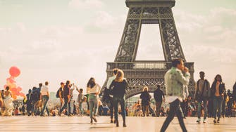 فرنسا تسمح بدخول السياح اعتبارًا من 9 يونيو.. وهذه الشروط