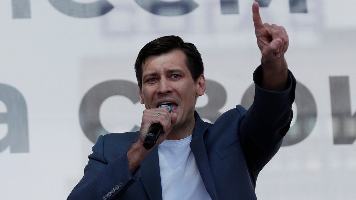 Russian opposition politician Dmitry Gudkov addresses demonstrators during a rally in support of independent candidates for elections to Moscow City Duma, the capital's regional parliament, in Moscow, Russia July 20, 2019. (Reuters/Shamil Zhumatov)