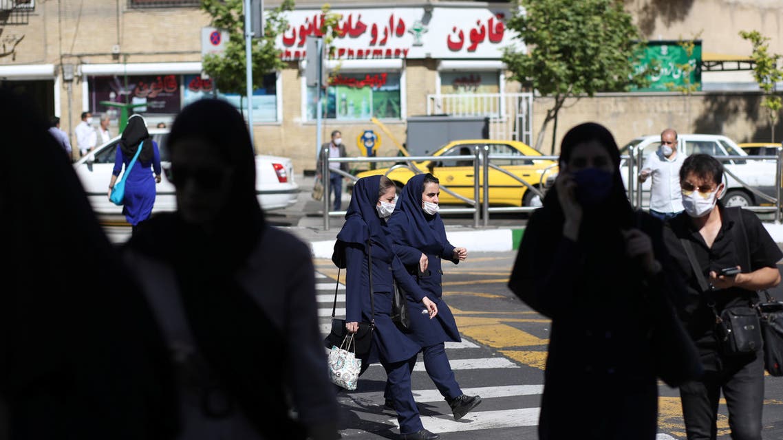صورة عامة للشارع الإيراني (رويترز)