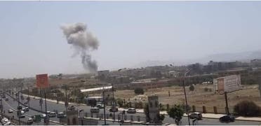 انفجارات تطال مقر معسكر الفرقة الأولى مدرع في صنعاء 