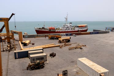 ميناء الحديدة اليمني (أرشيفية - رويترز)