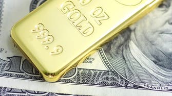تراجع الدولار يدعم عودة الذهب قبل شهادة رئيس الفيدرالي