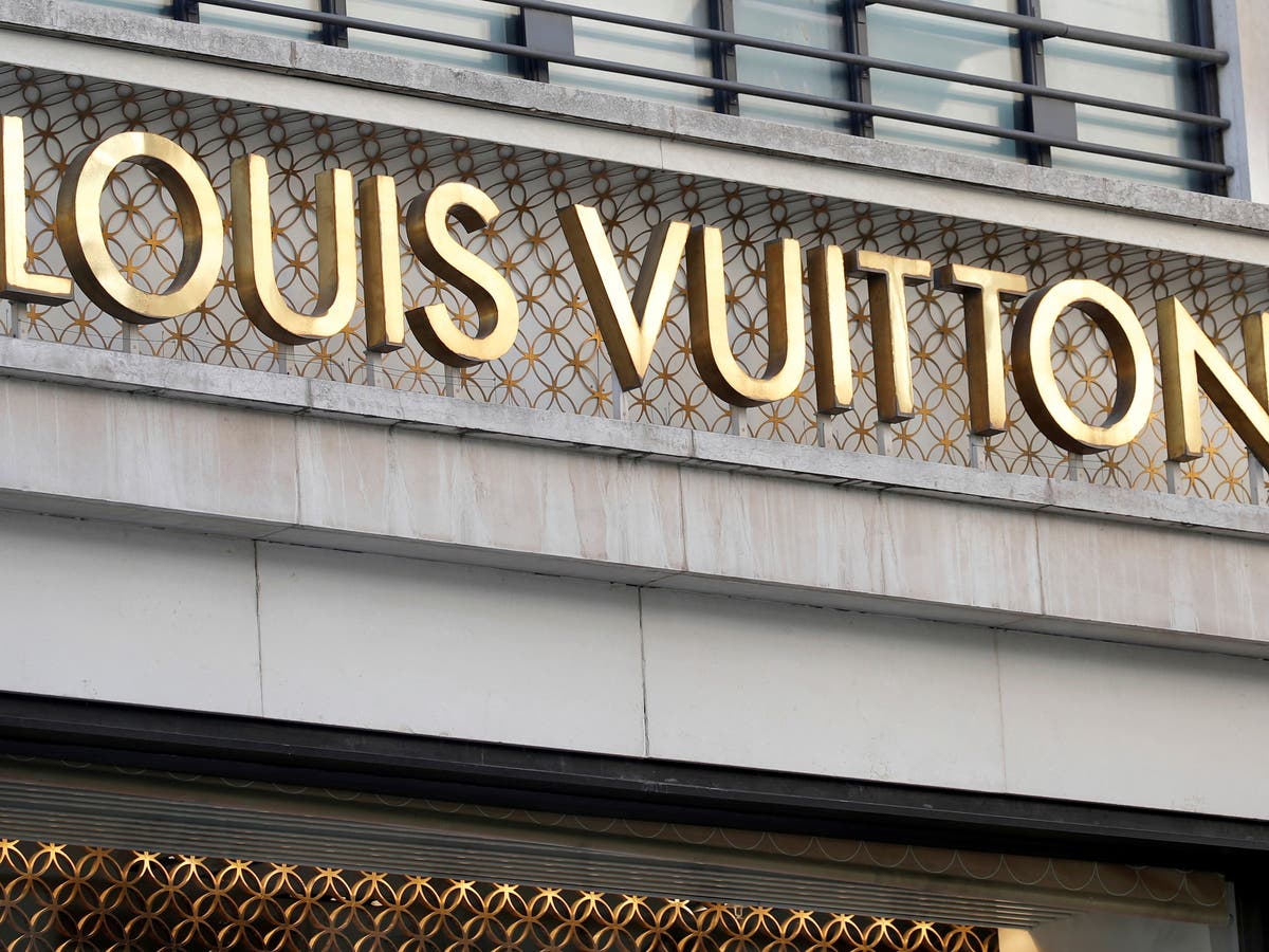 French Luxury Giant LVMH Touches $500 Billion in Value