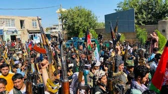 تشکیل گروه‌های مسلح مردمی در واکنش به حملات طالبان در افغانستان