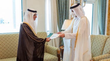 Qatar's Minister of Foreign Affairs receives the credentials of Saudi Arabia’s Ambassador to Doha Prince Mansour bin Khalid bin Farhan Al Saud. (Twitter)