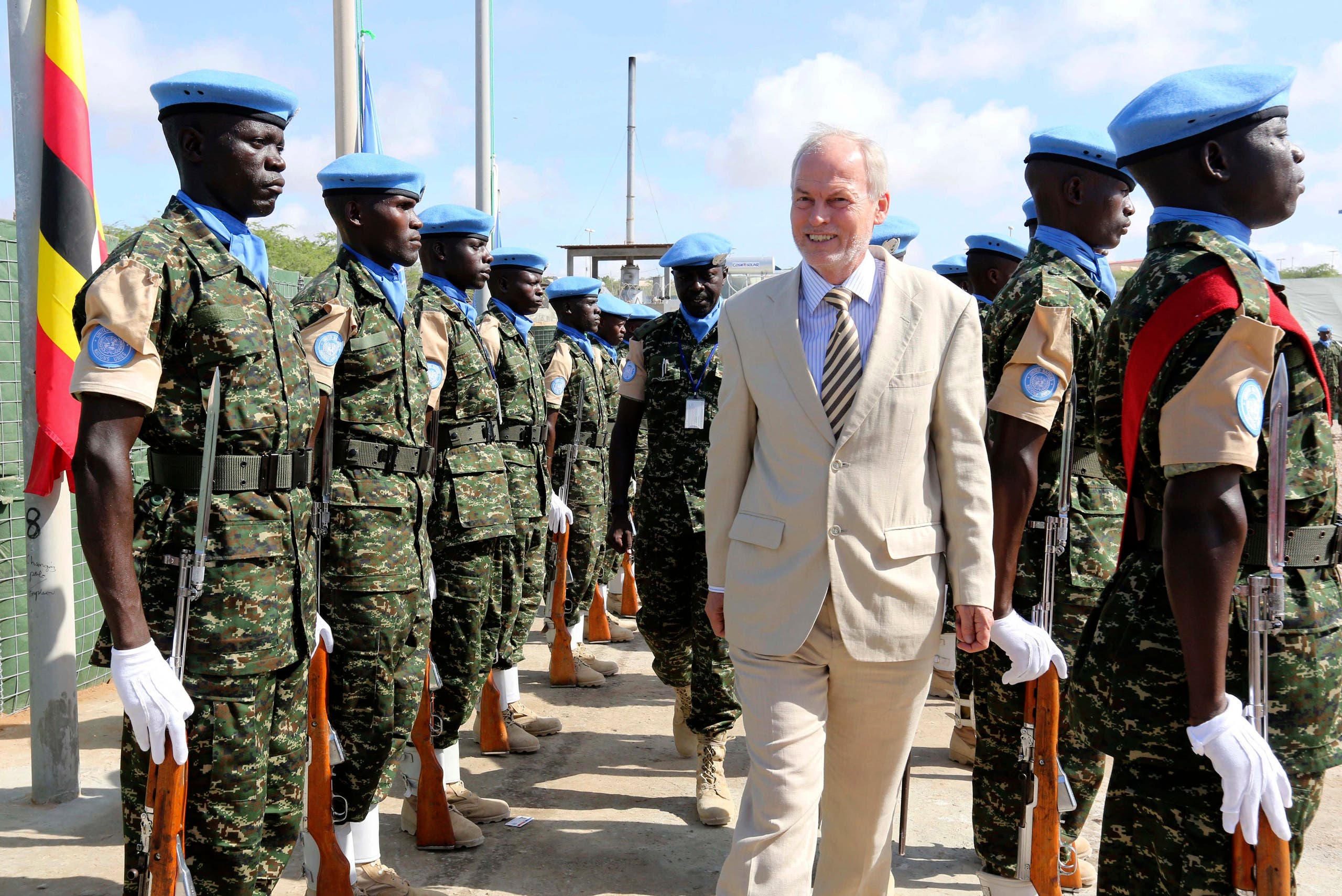 البريطاني نيكولاس كاي في الصومال (رويترز)