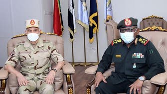 قائد جيش مصر: نتبادل المعلومات الاستخباراتية مع السودان