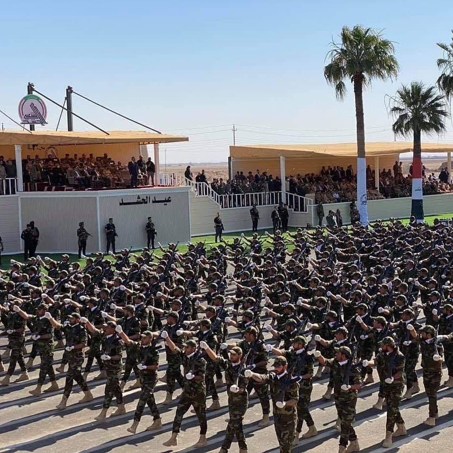 استعراض عسكري للحشد الشعبي في العراق.. مسيرات ومركبات