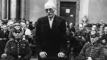 صورة لفون دير شولنبرغ  أثناء محاكمته
