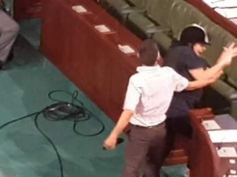 الاعتداء على عبير موسي في البرلمان التونسي