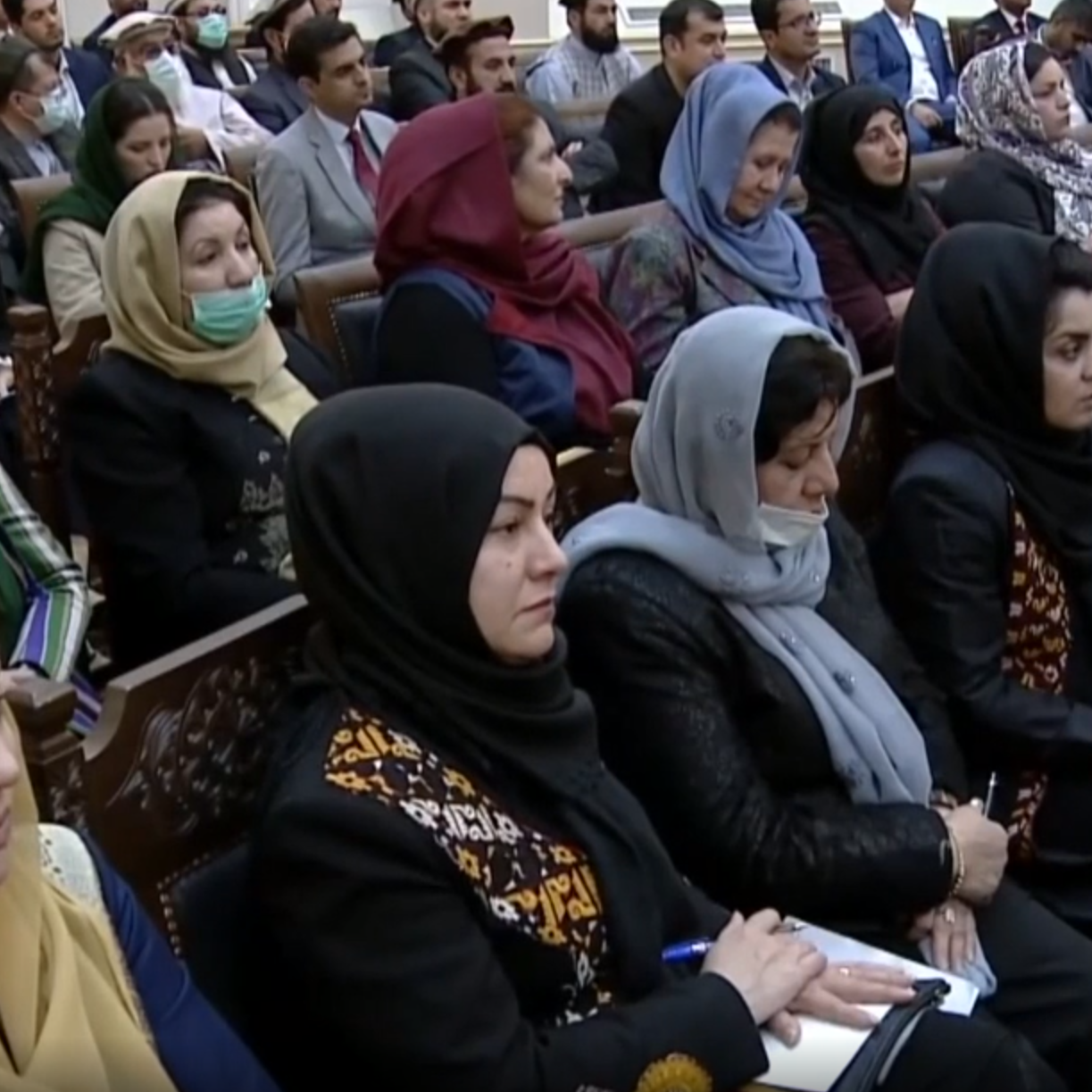 قيادي من طالبان: لا ينبغي السماح للمرأة الأفغانية بالعمل إلى جانب الرجال
