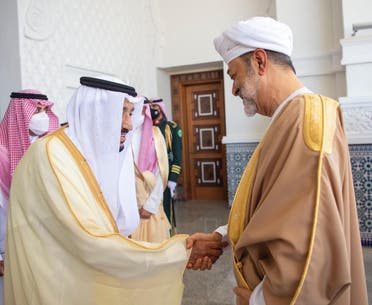 Saudi Arabia’s King Salman bin Abdulaziz receives Oman’s Sultan Haitham bin Tariq at the Neom Palace for the first official visit between the two leaders since the COVID-19 outbreak began. (SPA)