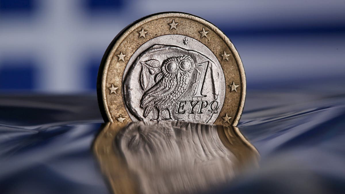 اليورو يواصل التراجع مع إذكاء الحرب في أوكرانيا صدمة التضخم