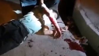 رصاص حي ودماء.. فيديو لقتيل في إيران يشعل التواصل