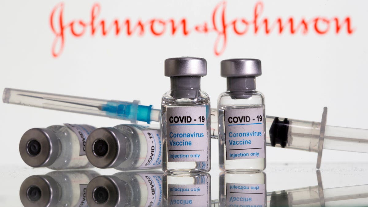 أميركا تقيد استخدام لقاح شهير لفيروس كورونا.. سبب جلطات دموية خطيرة
