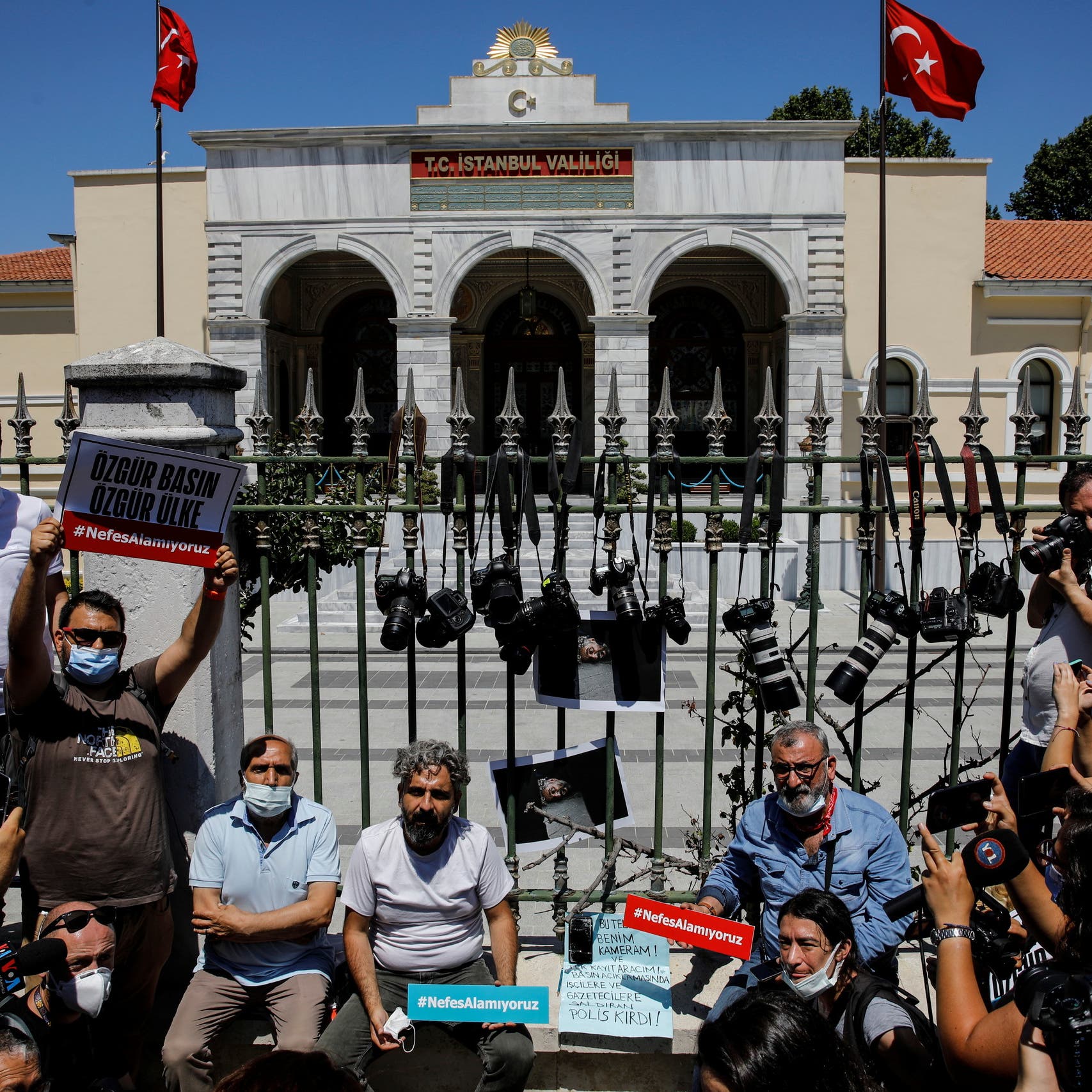 تركيا.. مخاوف من قوانين تهدد الإعلام المستقل