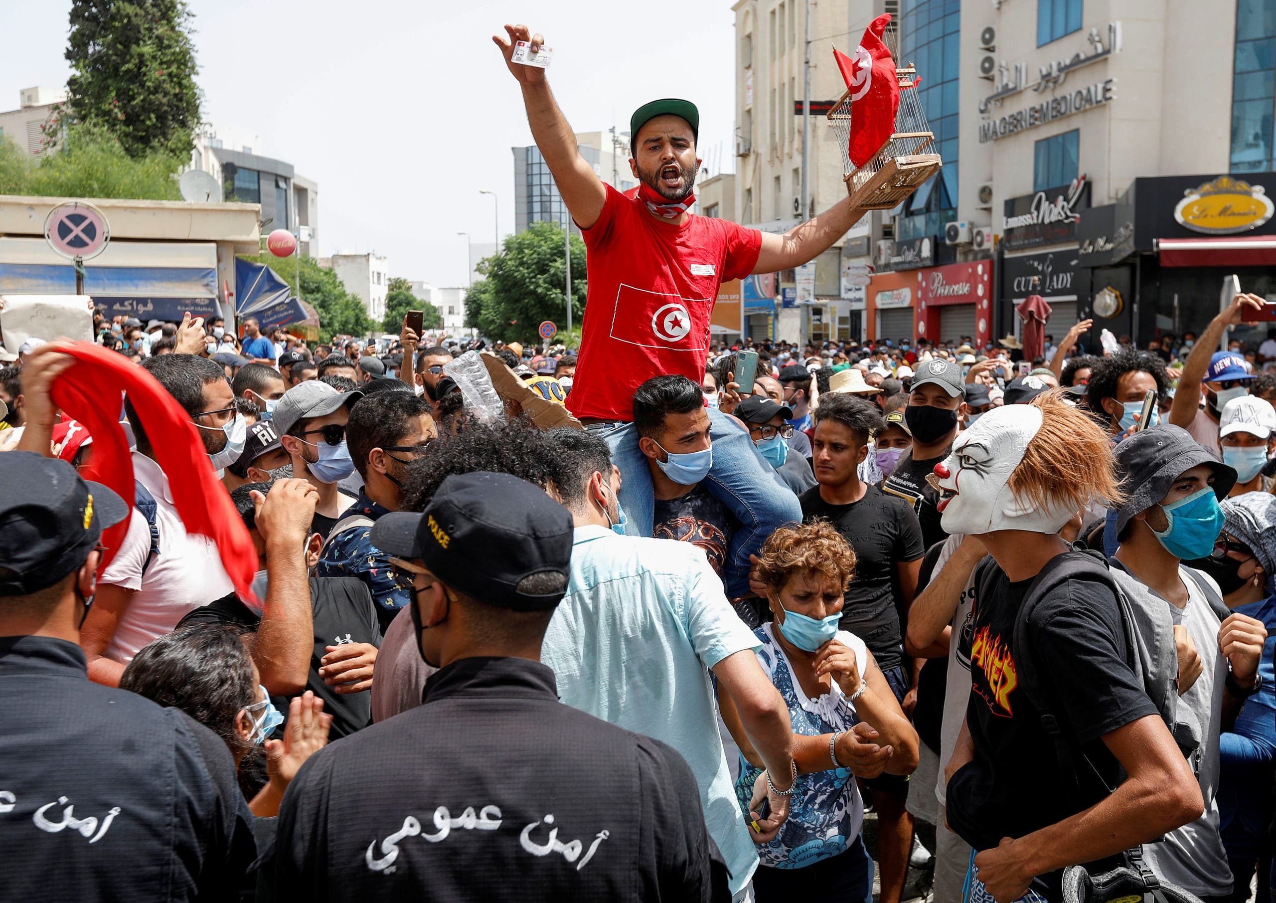 مظاهرات ضد الحكومة في تونس