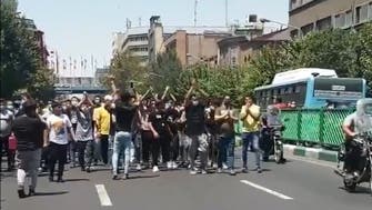معترضان در تهران با شعار «مرگ بر دیکتاتور» به خیابان آمدند