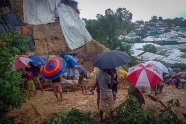 انزلاق تربة في مخيم للاجئين الروهينغا في بنغلادش