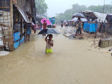 الفيضانات تغرق مخيم للاجئين الروهينغا في بنغلادش