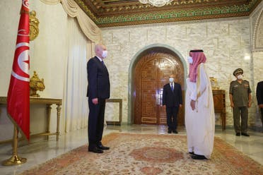 شہزادہ فیصل اور تونسی صدر کے درمیان ملاقات کا منظر