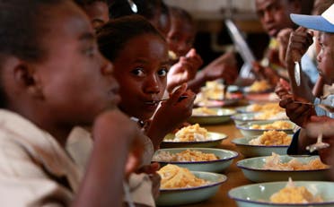 مبادرة لإطعام الأطفال في المدارس في مدغشقر لمكافحة الجوع