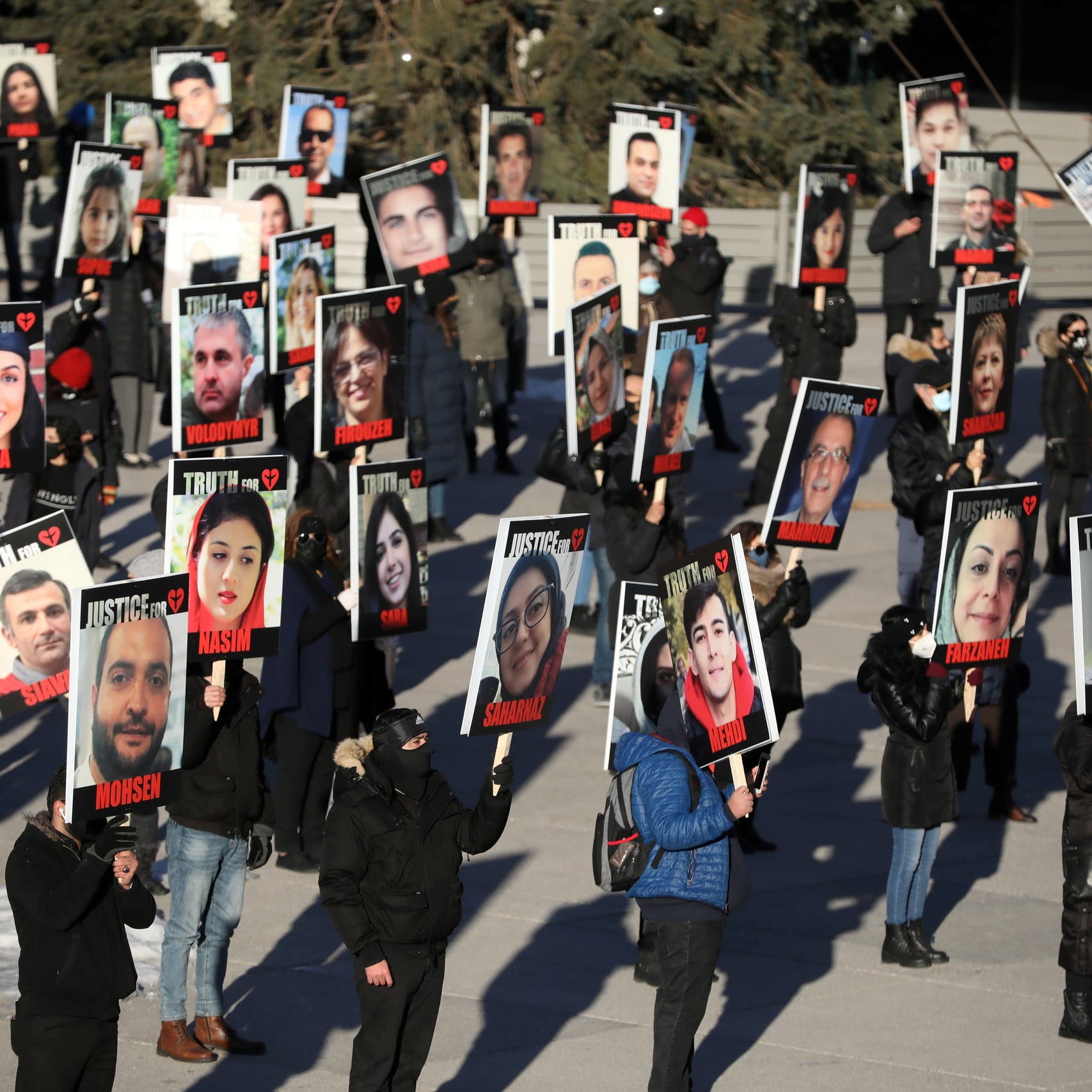عائلات ضحايا الطائرة الأوكرانية تطالب كندا بضغط أكبر على إيران
