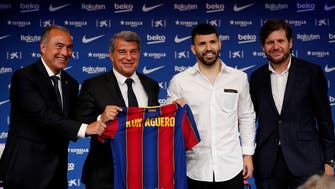 برشلونة يؤكد إصابة أغويرو.. وشكوك حول مشاركته في الدوري