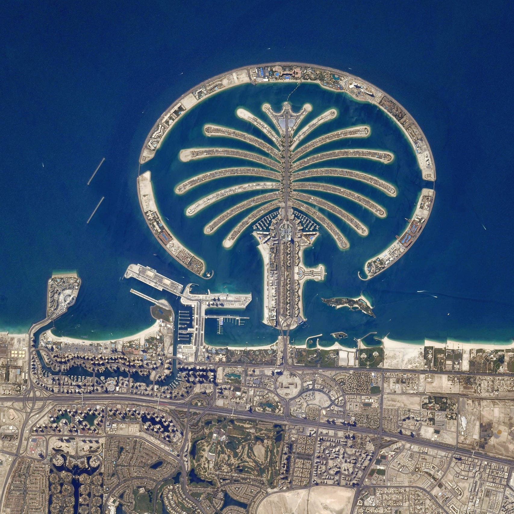 ‘Hello Dubai!’ US astronaut shares two images of UAE city from space