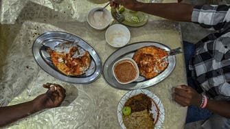 السمك اليمني.. وصفة مستوردة باتت طبقاً وطنياً في جيبوتي
