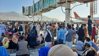ازدحام در دروازه فرودگاه کابل؛ صدها شهروند خارجی از پرواز بازماندند