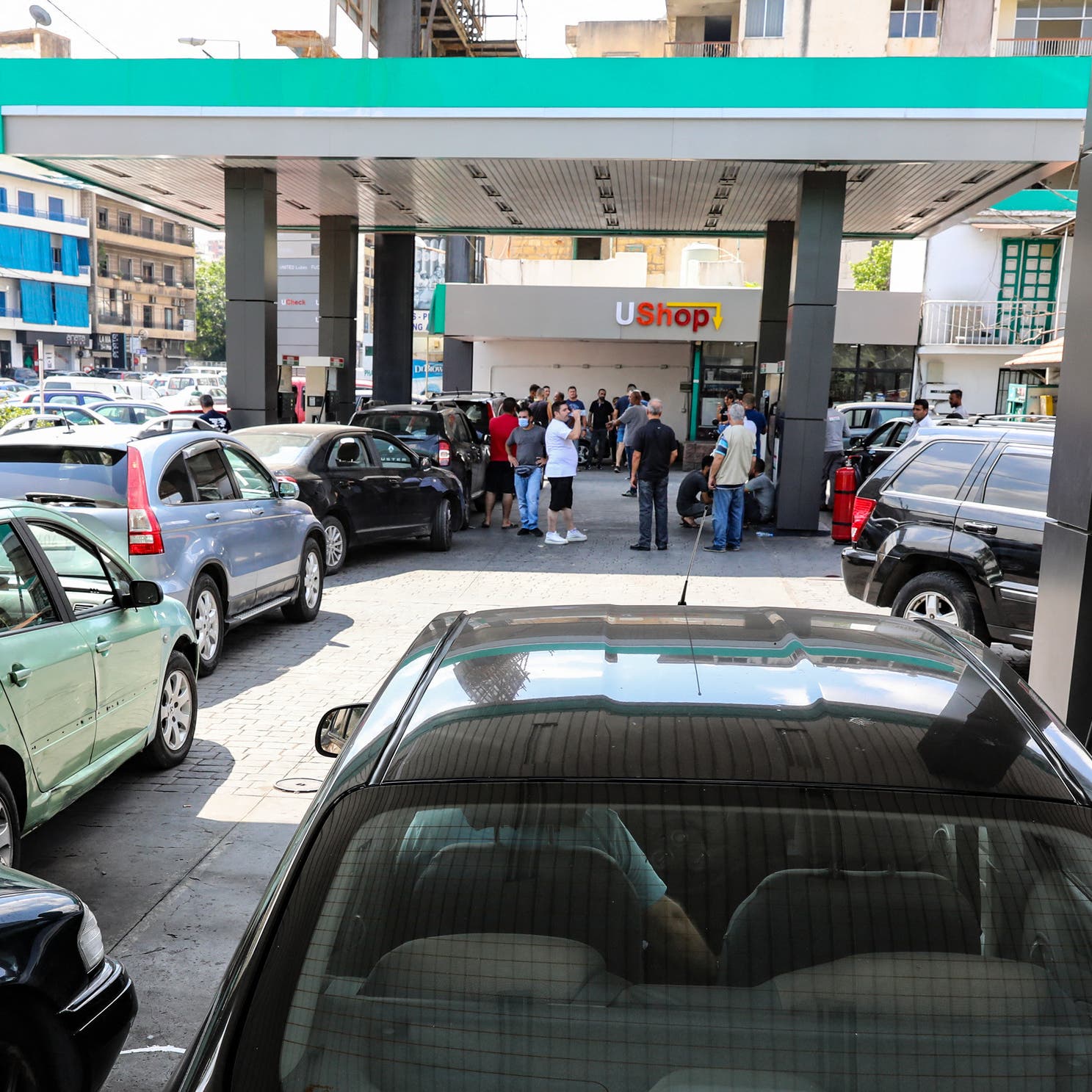 لبنان يرفع أسعار الوقود بنسب تصل إلى 73%