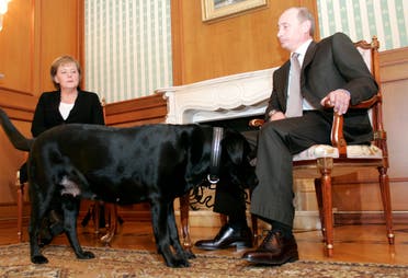 خلال زيارة ميركل لموسكو في 2007 (رويترز)