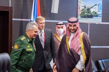 لقاء الأمير خالد بن سلمان مع وزير الدفاع الروسي